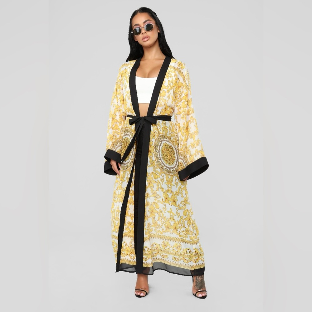 Fashion Nova kimono